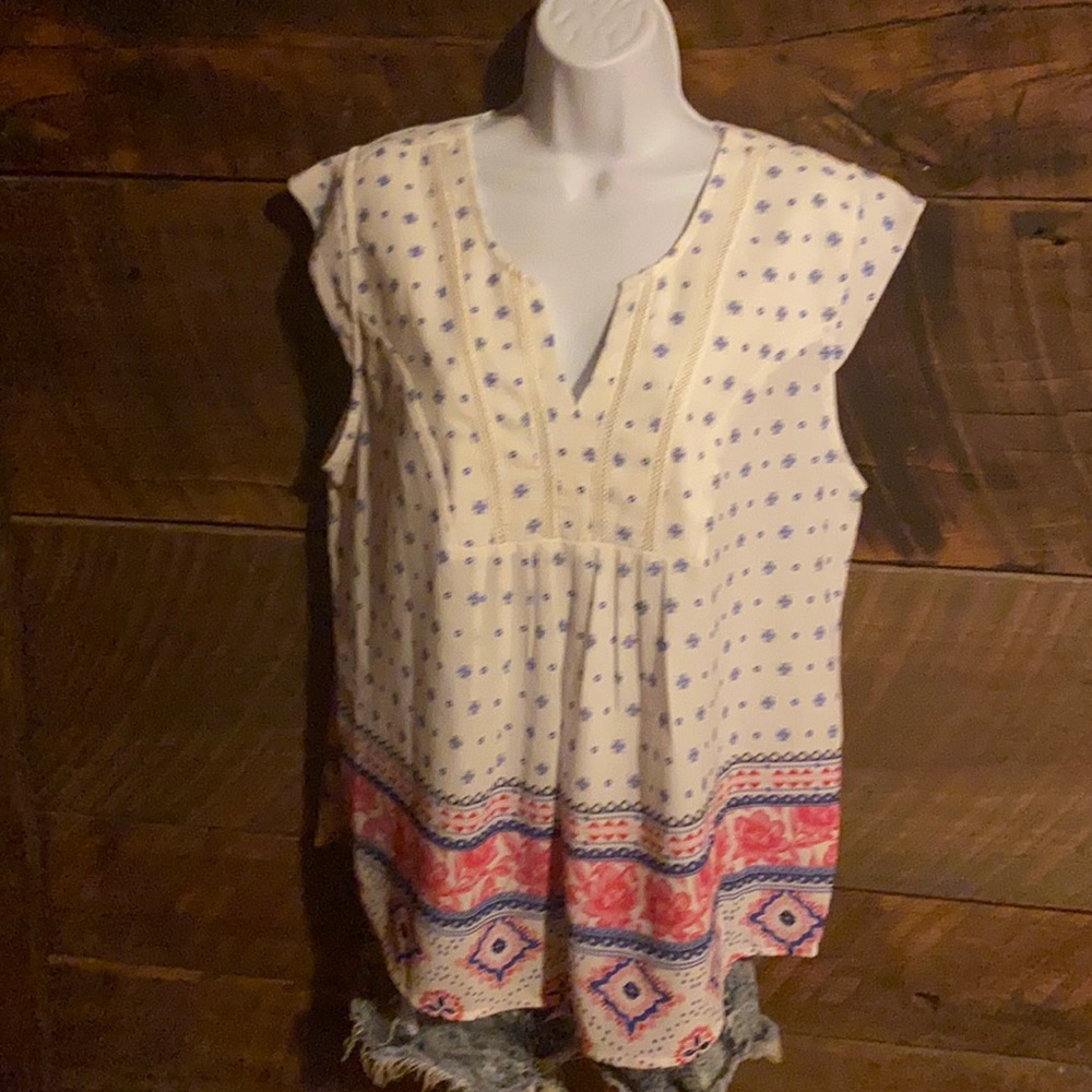 Women’s size XL top